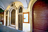 Abbiategrasso (Milano) - Piazza Marconi e il Pretorio, edificio del 1600.